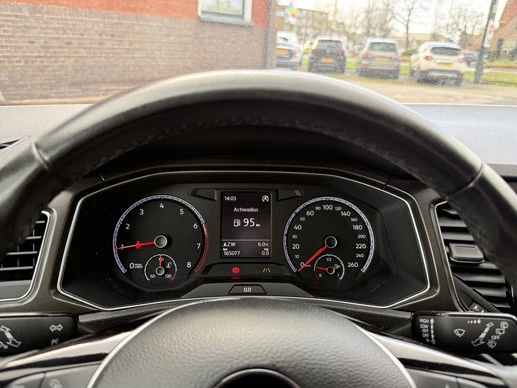 Volkswagen T-Roc - Afbeelding 15 van 27