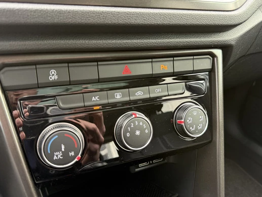 Volkswagen T-Roc - Afbeelding 20 van 27