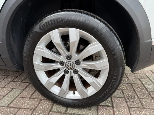 Volkswagen T-Roc - Afbeelding 26 van 27