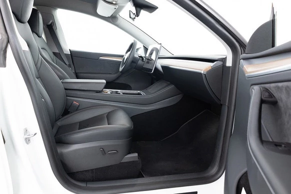 Tesla Model Y - Afbeelding 7 van 24