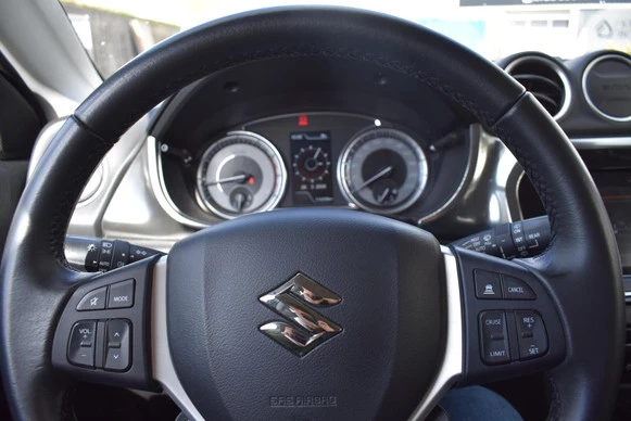 Suzuki Vitara - Afbeelding 11 van 30