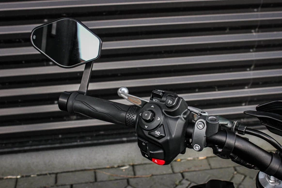 Yamaha MT 09 - Afbeelding 14 van 24