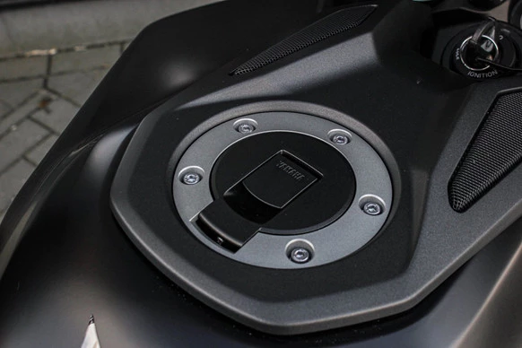 Yamaha MT 09 - Afbeelding 16 van 24