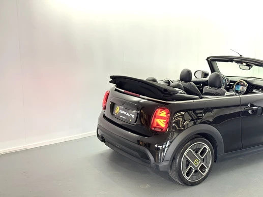 MINI Cooper Cabrio - Afbeelding 11 van 30