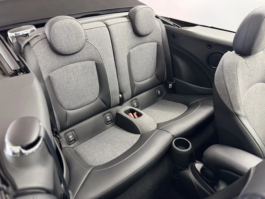 MINI Cooper Cabrio - Afbeelding 29 van 30