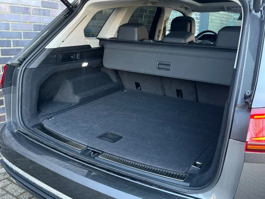 Volkswagen Touareg - Afbeelding 16 van 30