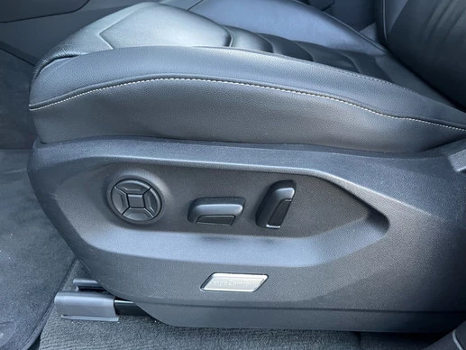 Volkswagen Touareg - Afbeelding 24 van 30