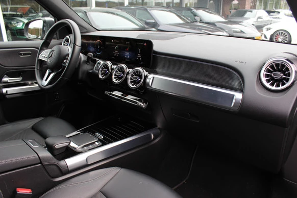 Mercedes-Benz EQB - Afbeelding 12 van 30