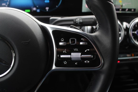 Mercedes-Benz EQB - Afbeelding 27 van 30