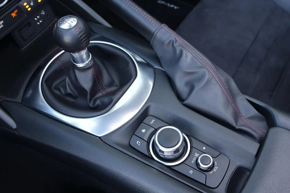 Mazda MX-5 - Afbeelding 13 van 25