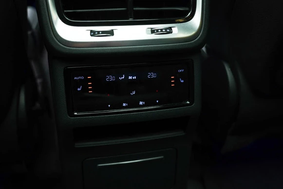 Hongqi E-HS9 - Afbeelding 13 van 30