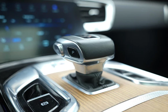 Hongqi E-HS9 - Afbeelding 27 van 30