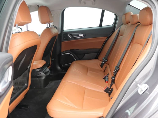 Alfa Romeo Giulia - Afbeelding 14 van 30