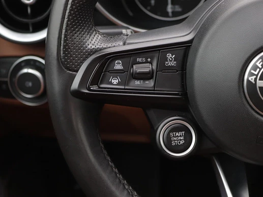 Alfa Romeo Giulia - Afbeelding 17 van 30