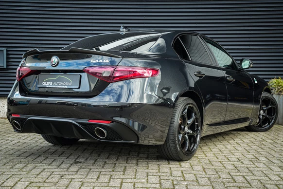 Alfa Romeo Giulia - Afbeelding 2 van 30