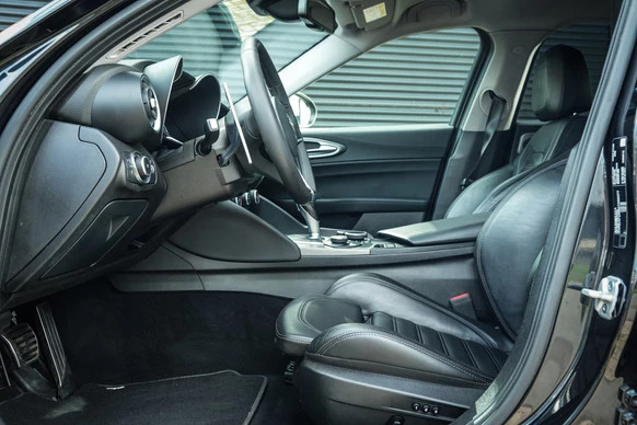 Alfa Romeo Giulia - Afbeelding 4 van 30