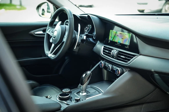 Alfa Romeo Giulia - Afbeelding 7 van 30