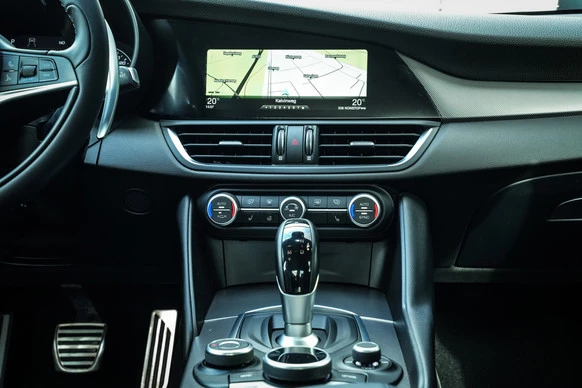 Alfa Romeo Giulia - Afbeelding 11 van 30