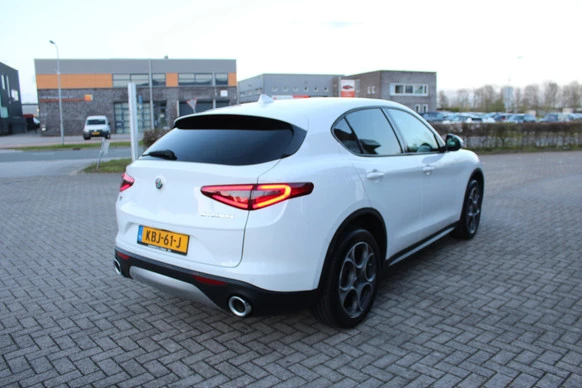 Alfa Romeo Stelvio - Afbeelding 5 van 29