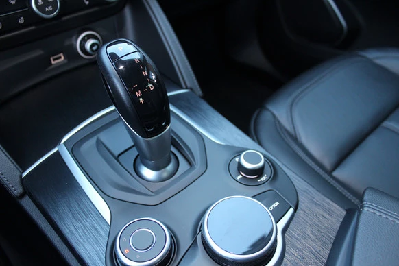 Alfa Romeo Stelvio - Afbeelding 22 van 29