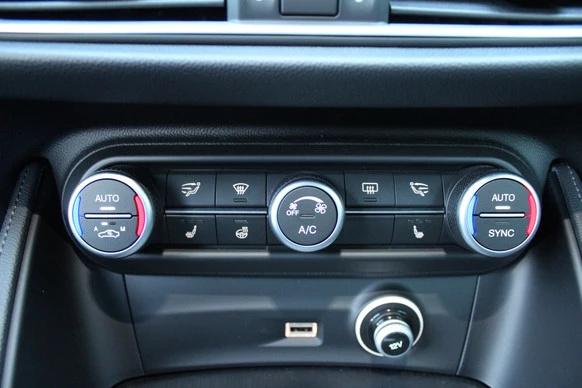 Alfa Romeo Stelvio - Afbeelding 23 van 29