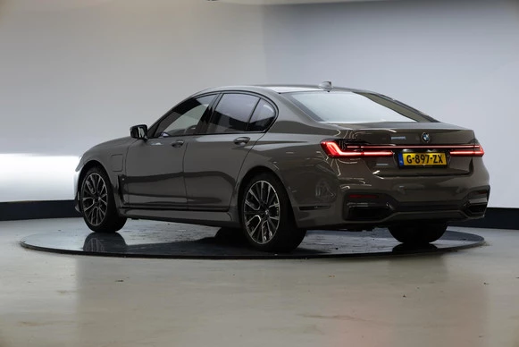 BMW 7 Serie - Afbeelding 2 van 30