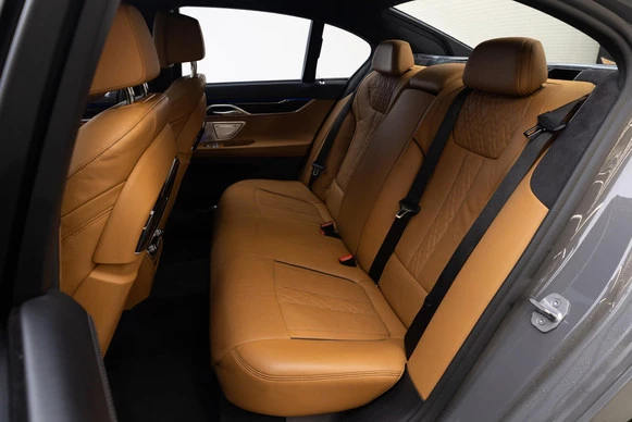 BMW 7 Serie - Afbeelding 7 van 30