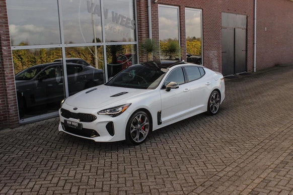 Kia Stinger - Afbeelding 8 van 30