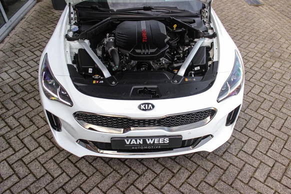 Kia Stinger - Afbeelding 10 van 30