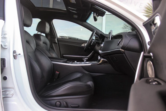 Kia Stinger - Afbeelding 15 van 30