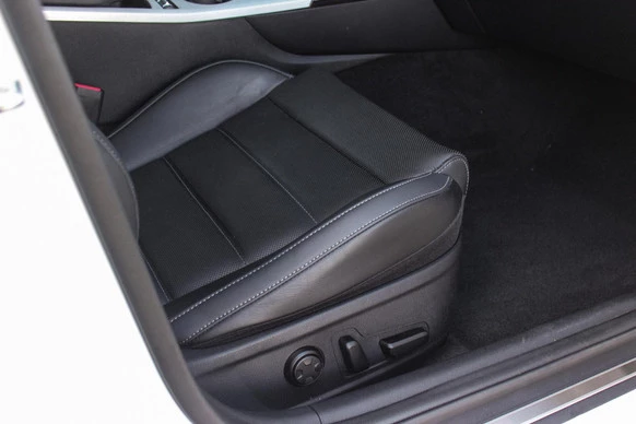 Kia Stinger - Afbeelding 18 van 30