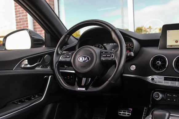 Kia Stinger - Afbeelding 23 van 30
