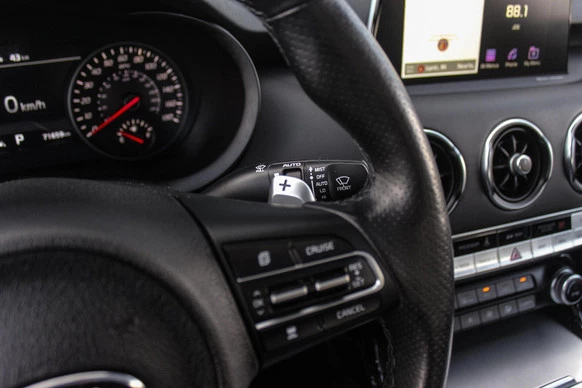 Kia Stinger - Afbeelding 26 van 30