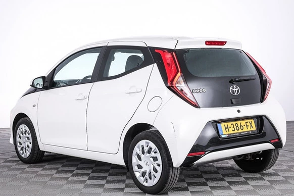 Toyota Aygo - Afbeelding 2 van 29