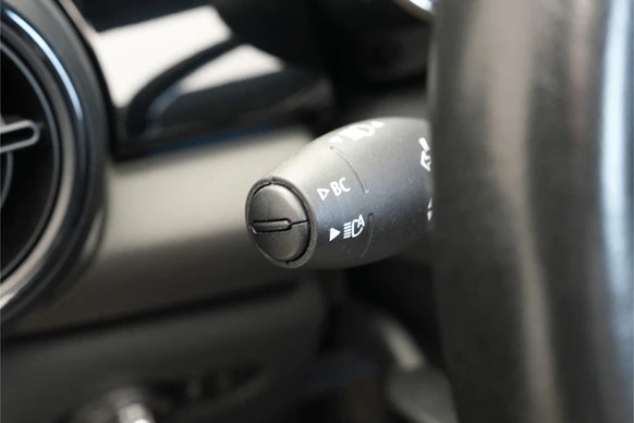 MINI Cooper Cabrio - Afbeelding 16 van 30