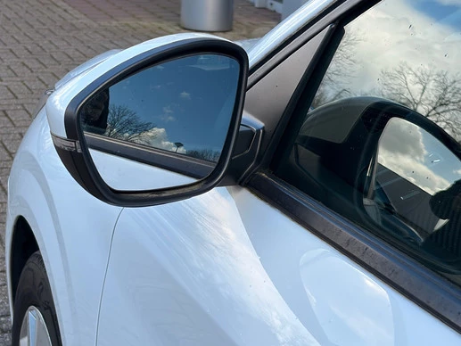 Peugeot 208 - Afbeelding 14 van 30