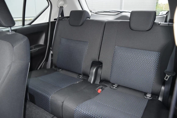 Suzuki Ignis - Afbeelding 11 van 30