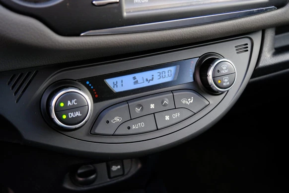 Toyota Yaris - Afbeelding 13 van 30