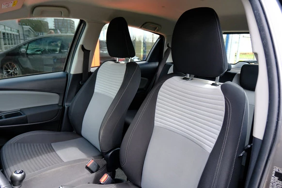Toyota Yaris - Afbeelding 21 van 30