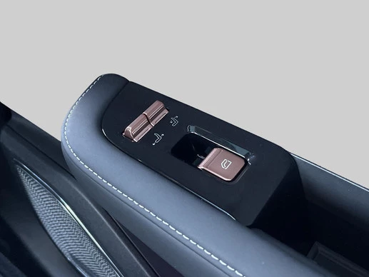 Zeekr 001 - Afbeelding 23 van 30