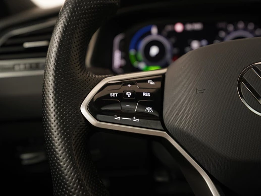 Volkswagen Tiguan - Afbeelding 8 van 30