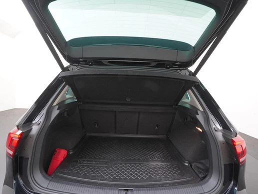 Volkswagen Tiguan - Afbeelding 28 van 30