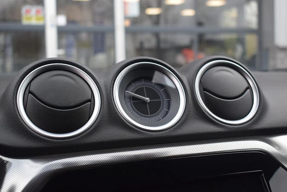 Suzuki Vitara - Afbeelding 14 van 19