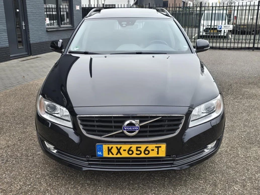 Volvo V70 - Afbeelding 3 van 24