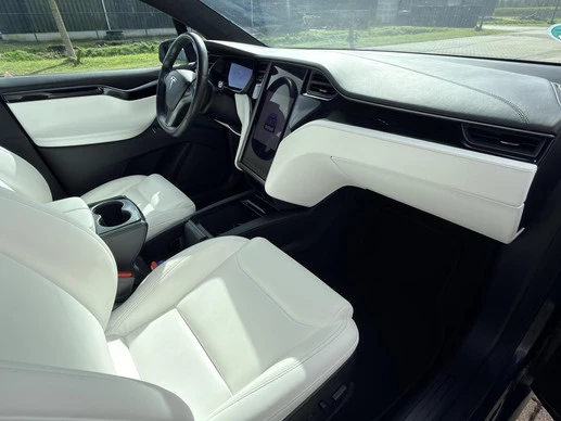 Tesla Model X - Afbeelding 29 van 30