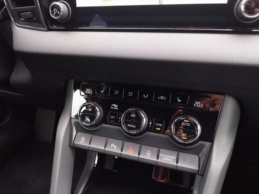 Škoda Karoq - Afbeelding 18 van 30