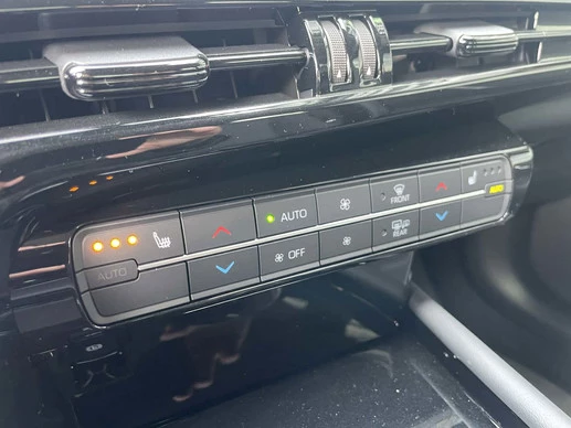 Toyota Mirai - Afbeelding 9 van 22