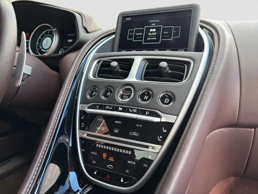 Aston Martin DB11 - Afbeelding 12 van 26