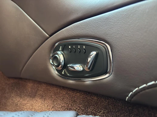 Aston Martin DB11 - Afbeelding 13 van 26