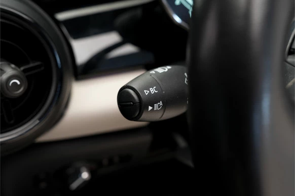 MINI Cooper Cabrio - Afbeelding 22 van 30